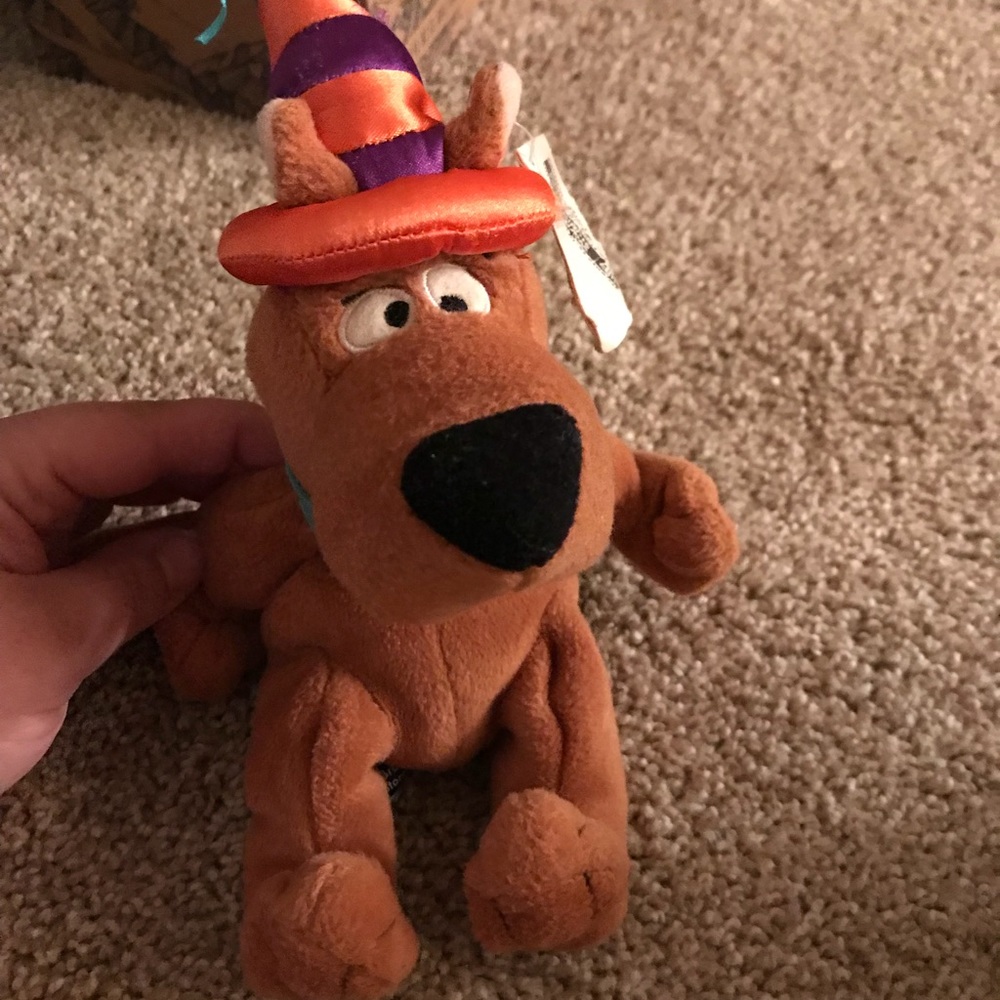 Scooby-Doo stuffed toy
